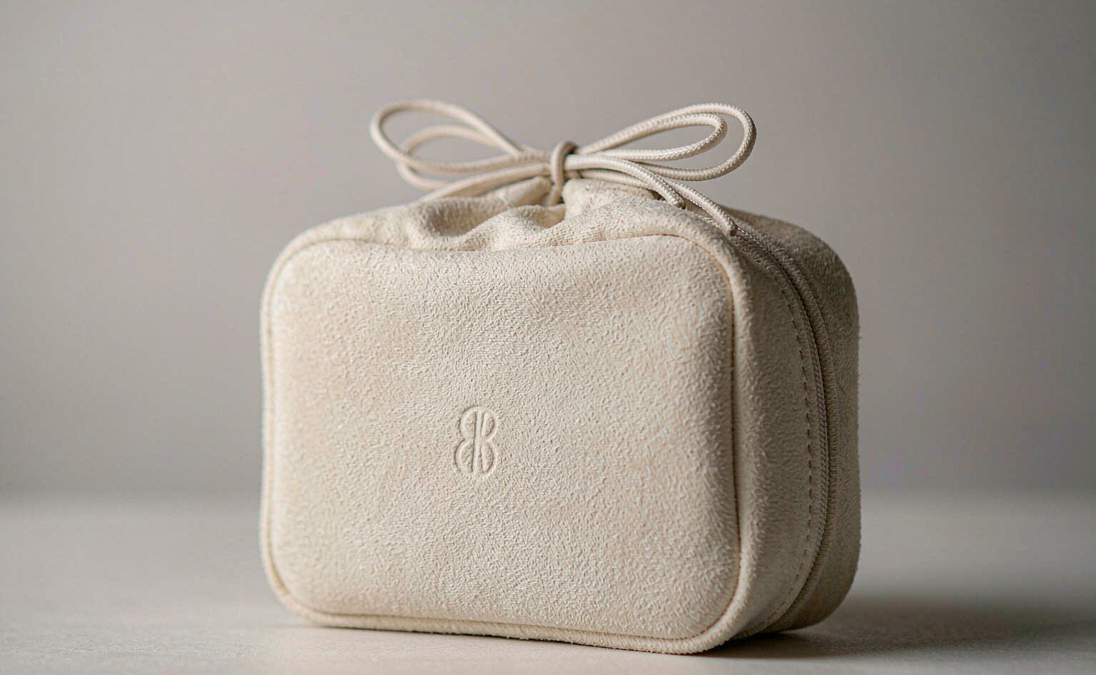 加厚超纤袋，挺括感怎么来 | Why a thick microfiber pouch keeps its shape